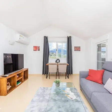 Ph In Golden Banus Sea And Mountain Views Rdr301 Marbella